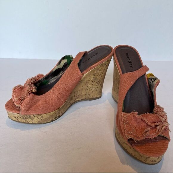 Madden Girl Women's Coral Cloth Wedge Sandals Size 6 1/2 - Picture 1 of 8